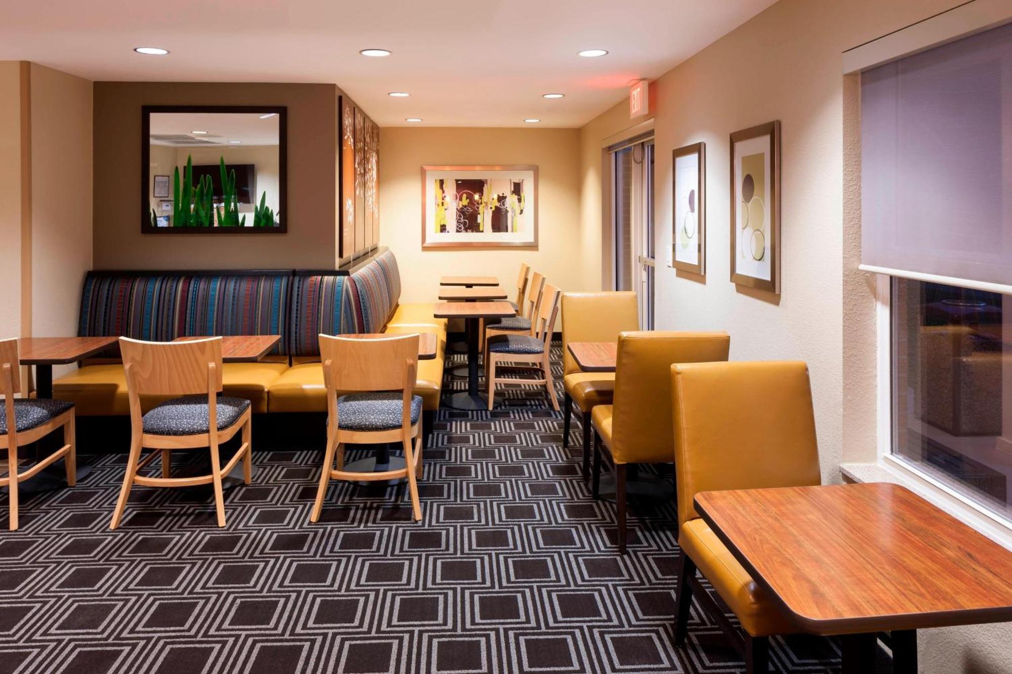 Towneplace Suites Columbus Exterior foto